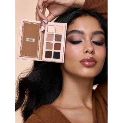 Paleta de sombras de 8 tonos - Hazelnut Latte